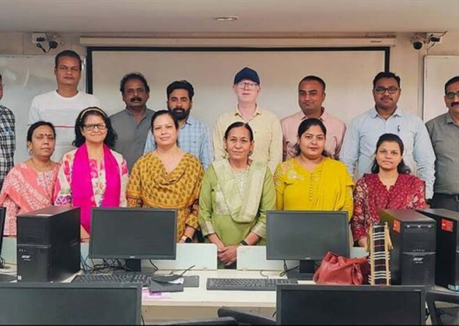 अधिकारियों-कर्मचारियों को दिया ई-आफिस प्रणाली का प्रशिक्षण