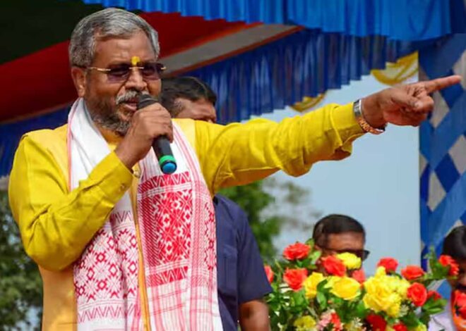 राहुल गांधी और कांग्रेस के लोग RSS के कार्यालय जाकर संघ को समझें: बाबूलाल मरांडी