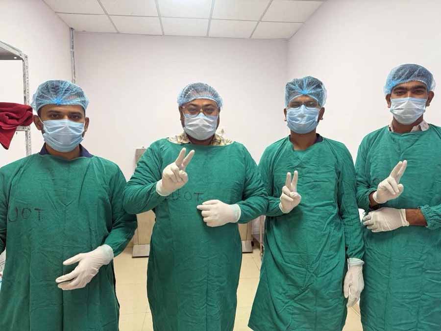 संजय गांधी स्मृति चिकित्सालय, रीवा में प्लास्टिक सर्जरी से जोड़ा कटा हुआ हाथ