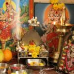 वास्तु शास्त्र के इन नियमों का करें पूजा के समय पालन, खुशियों से भर जाएगा घर