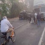 यूपी के बस्ती में भीषण सड़क हादसा : कंटेनर और कार की भीषण टक्कर, पांच की मौत