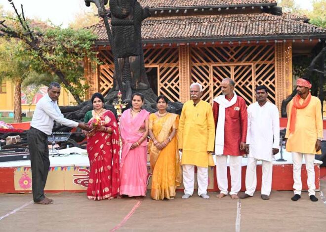 देशज समारोह में बुंदेलखंड की लोक कला की जीवंत प्रस्तुति, खजुराहो में हुआ रंगारंग आयोजन