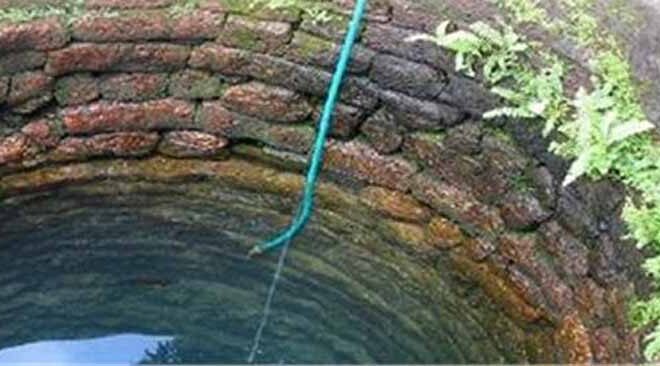 कुएं में डूबने से 2 लोगों की मौत