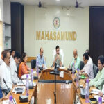 महासमुंद : कलेक्टर ने ली समय-सीमा की बैठक