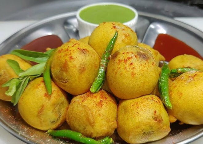आलू वड़ा बनाने की आसान रेसिपी, रहेंगे बाहर से कुरकुरे और अंदर से सॉफ्ट