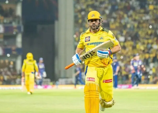 धोनी को लेकर कोच का चौंकाने वाला खुलासा, घुटने में चोट, 10 ओवर बैटिंग करना मुश्किल…