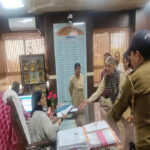 राहत :ग्वालियर में निजी स्कूलों पर प्रशासन की सख्ती, जबरन ड्रेस, किताबें खरीदने के लिए कहा तो होगा एक्शन