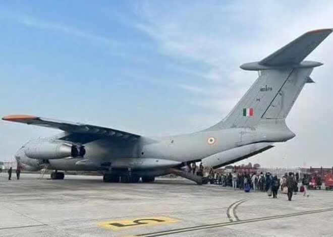 भारत का चीन-पाक को बड़ा झटका, कारगिल में C-17 विमान की लैंडिंग के क्या हैं मायने