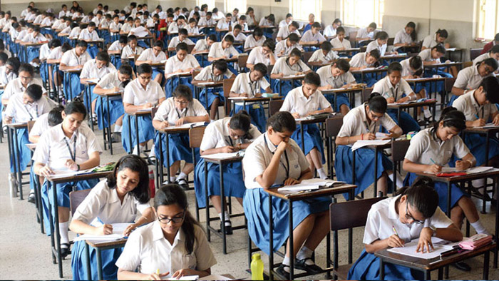 CBSE की चेतावनी! नए नियमों के अनुसार, 75% से कम उपस्थिति छात्रों को बोर्ड परीक्षा में बैठने की अनुमति नहीं होगी