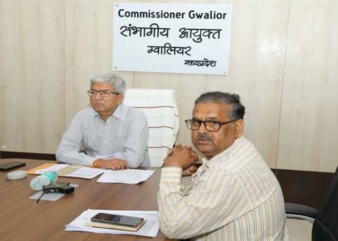 संभागीय आयुक्त खत्री ने जल गंगा अभियान के साथ ही पेयजल प्रबंधन के संबंध मे की समीक्षा