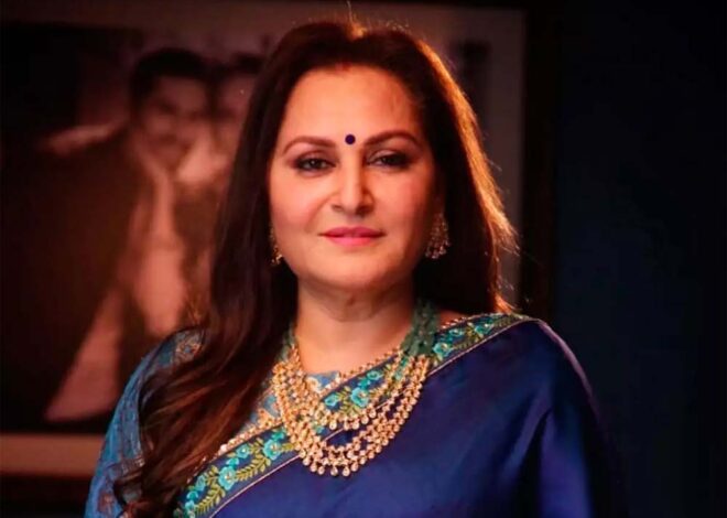 अलग पहचान बनाने वाली दिग्गज एक्ट्रेस को कोर्ट में पेश नहीं होने पर जया प्रदा के खिलाफ गैर-जमानती वारंट जारी