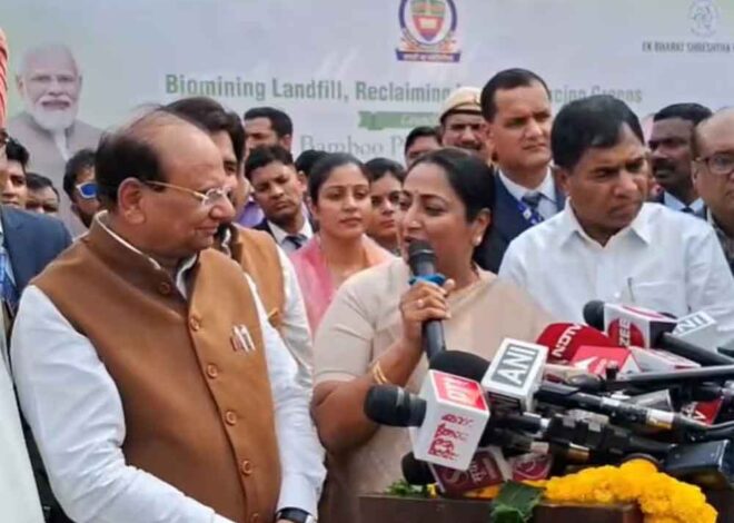 मुख्यमंत्री रेखा गुप्ता ने कहा- एलजी वीके सक्सेना ने आम आदमी पार्टी के शासन के दौरान दिल्ली को बचाया