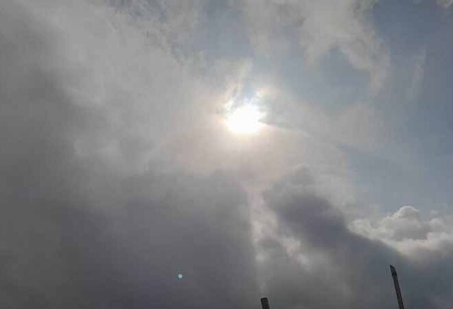रायपुर में आज सुबह से ही छाए बादल, गरज-चमक के साथ बूंदाबंदी