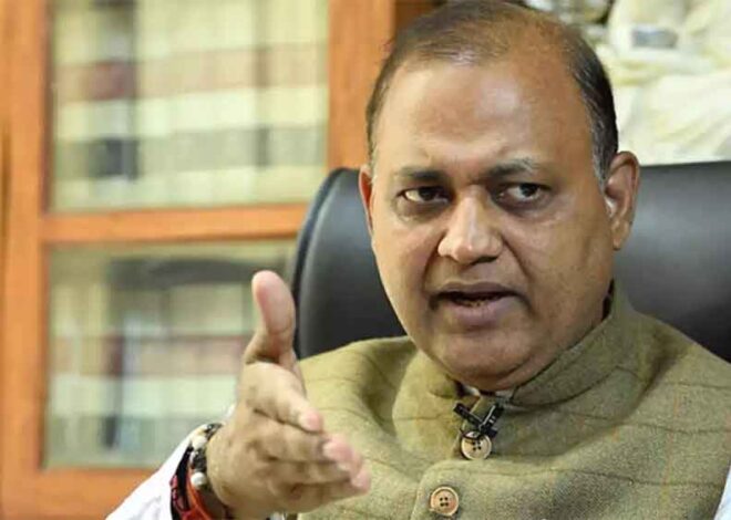 सोमनाथ भारती ने दिल्ली की सीएम रेखा गुप्ता के बयान को लेकर सवाल उठाए, दिल्ली की सीएम का काम में नहीं है ध्यान
