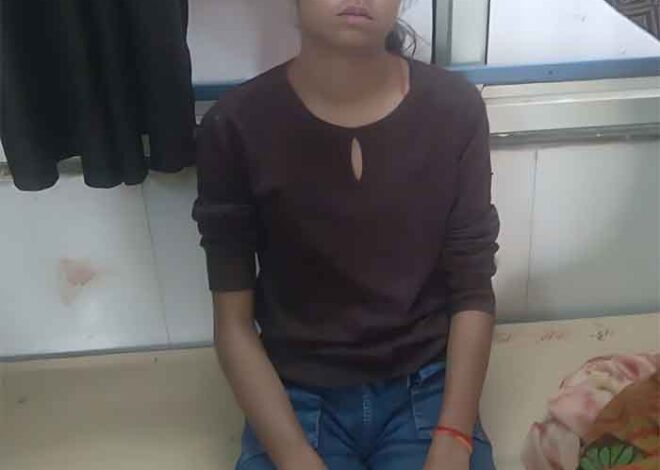 परीक्षा देने जा रही 10वीं की छात्रा रोड़ एक्सीडेंट घायल, घायल अवस्था में दी परीक्षा