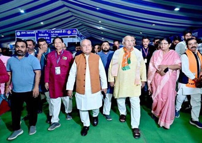 विधानसभा अध्यक्ष तोमर एवं राजस्व मंत्री श्री वर्मा ने मुरैना में स्वास्थ्य शिविर का किया अवलोकन