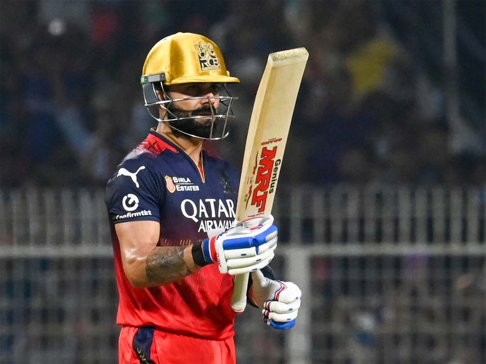 कोहली की पारी की बदौलत बेंगलुरु ने जीता मैच,  IPL में 56वां अर्धशतक लगाकर कई रिकॉर्ड किए अपने नाम