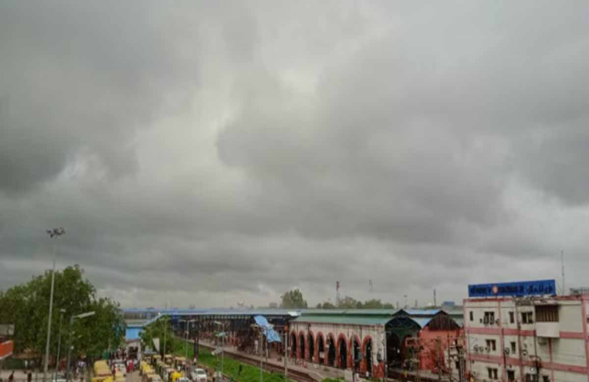 राजस्थान के कई हिस्सों में बादल छाए रहने का अनुमान, यहाँ होगी हल्की बारिश
