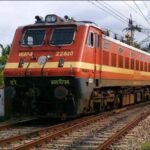 प्रयागराज में ट्रेन को पलटने की साजिश नाकाम, लोको पायलट की सतर्कता से हादसा टल