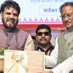 रायपुर : लोकल फॉर वोकल एवं स्वावलंबी भारत के निर्माण में छत्तीसगढ़ खादी तथा ग्रामोद्योग बोर्ड की महत्वपूर्ण भूमिका – मुख्यमंत्री विष्णुदेव साय