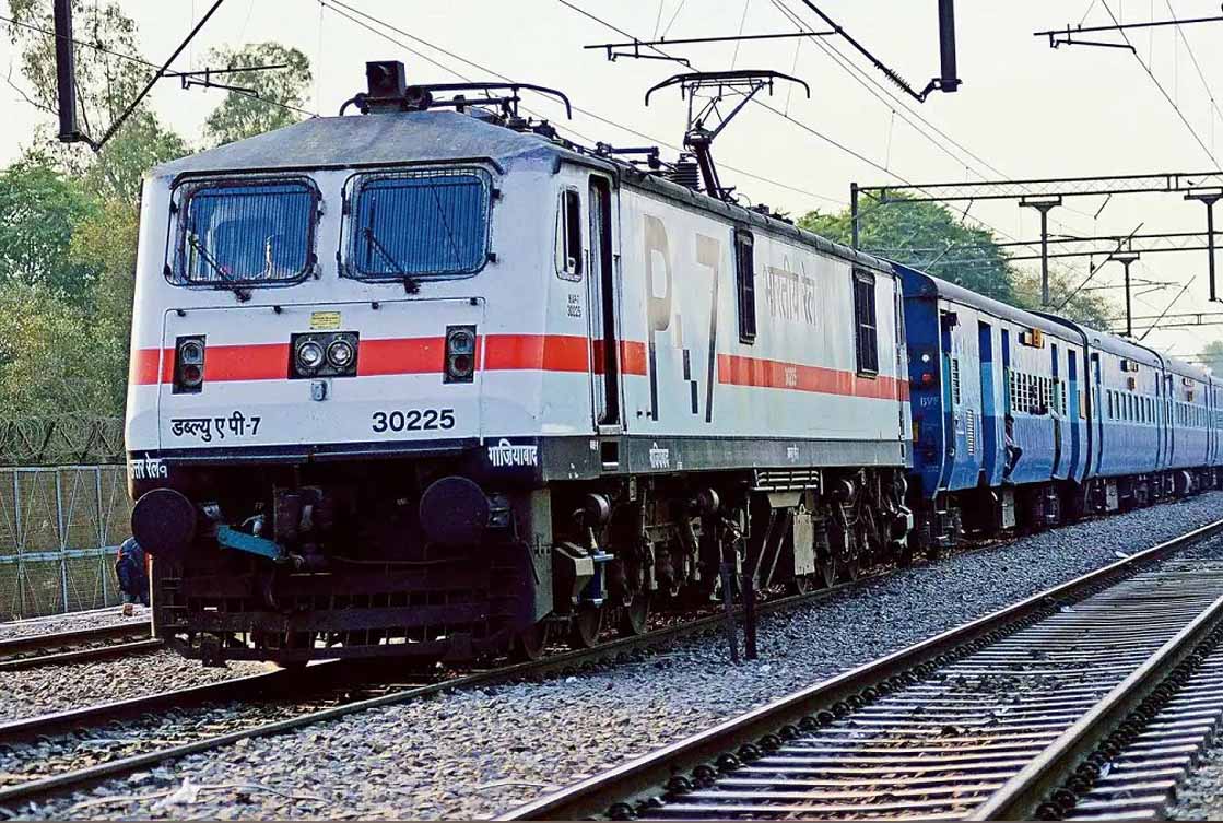 ट्रेन में हिंदू युवक से विवाद करने वाले मुस्लिम युवकों की पहचान जीआरपी ने कर ली