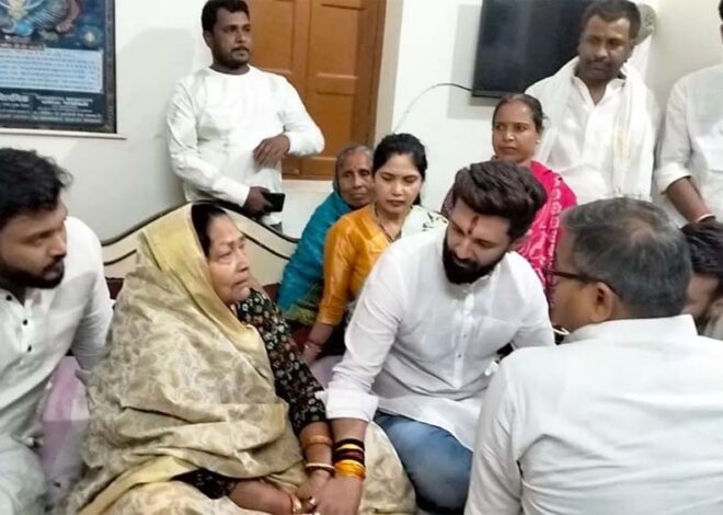 चाचा पशुपति पारस ही आगे बढ़कर हर विवाद को जन्म दे रहे हैं: चिराग पासवान