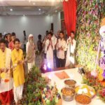 मुख्यमंत्री डॉ. यादव ने इंदौर के पितृ पर्वत पर हनुमान जी के दर्शन कर की पूजा-अर्चना
