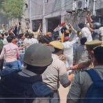 रामजीलाल सुमन का काफिला हाथरस से बुलंदशहर जा रहा था, हुआ हमला, करणी सेना ने काले झंडे दिखाए