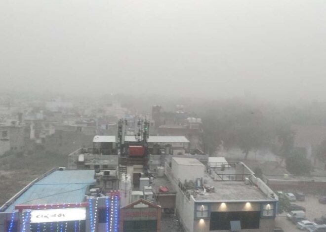 दिल्ली-NCR में फिर मौसम ने मारी पलटी, कई इलाकों में धूल भरी आंधी, मौसम विभाग ने जारी किया ऑरेंज अलर्ट
