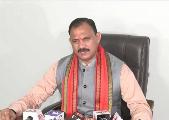 कोरोना के नए वैरियंट को लेकर देश-दुनिया में मची हलचल, स्वास्थ्य मंत्री जायसवाल ने दूर चिंता
