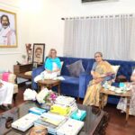 यूनिसेफ इंडिया की प्रतिनिधि सिंथिया मैककैफ्रे ने सोरेन से उनके कार्यालय में की मुलाकात