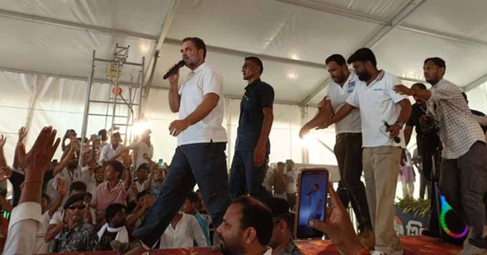 अंबेडकर हॉस्टल में धारा 144 लागू, बिना अनुमति हॉस्टल पहुंचे राहुल गांधी
