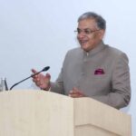 मतदान केंद्रों पर मतदाताओं के लिए मोबाइल जमा करने की सुविधा प्रदान करेगा निर्वाचन आयोग