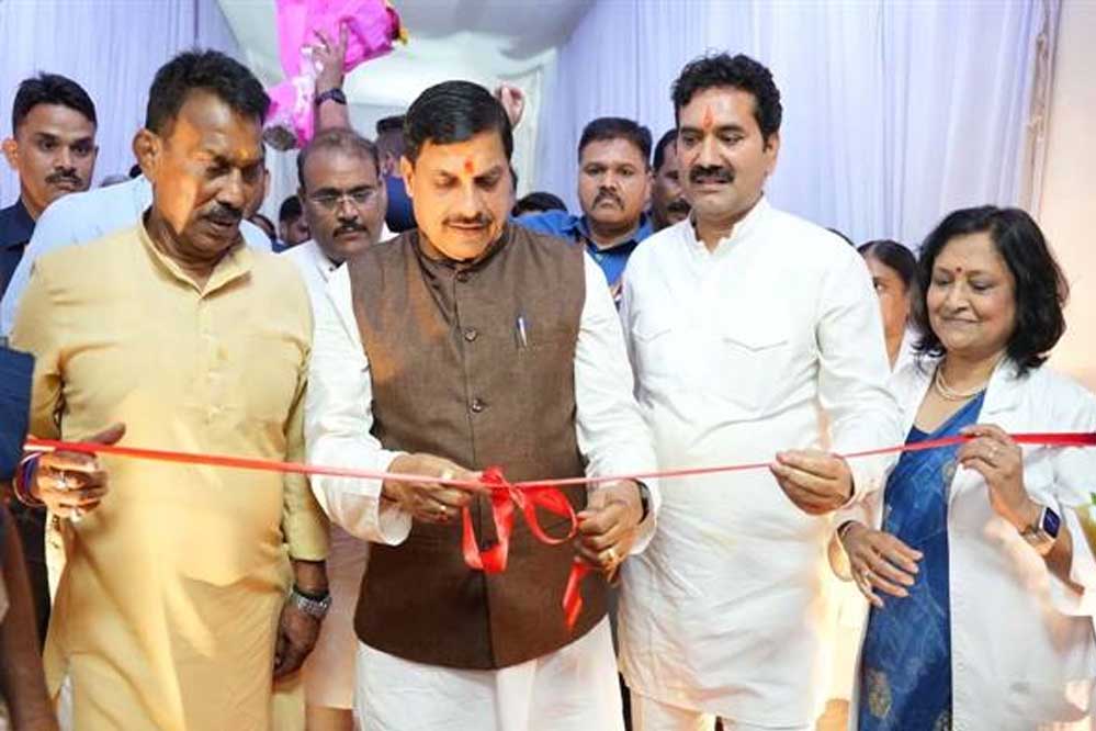 मुख्यमंत्री डॉ. यादव ने चाचा नेहरू बाल चिकित्सालय के कायाकल्पित स्वरूप का किया लोकार्पण