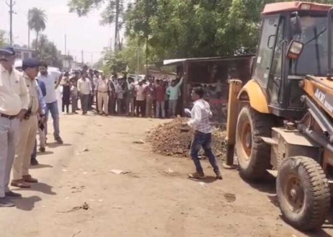 ग्वालियर के राम जानकी मंदिर की दो बीघा जमीन को प्रशासन ने अतिक्रमण मुक्त कराया