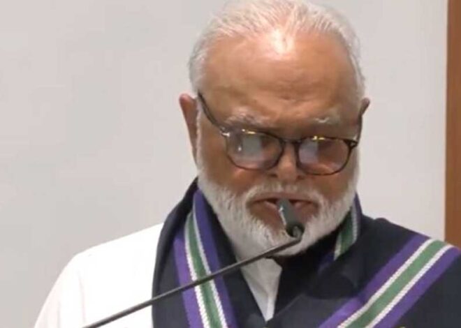 छगन भुजबल ने महाराष्ट्र मंत्री पद की शपथ ली, सीएम फडणवीस, डिप्टी सीएम शिंदे और अजित पवार उपस्थित थे