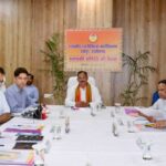 मंत्री जायसवाल की अध्यक्षता में रायपुर दंत चिकित्सा महाविद्यालय में स्वशासी समिति की बैठक संपन्न, जनकल्याणकारी निर्णयों पर लगी मुहर