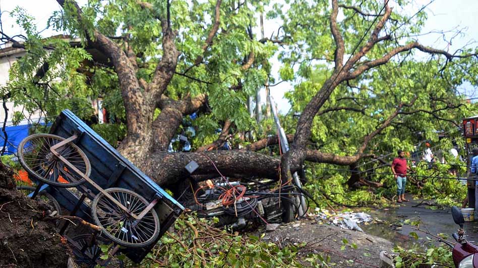 मई में मौसम असामान्य रूप से व्यवहार कर रहा, भारी बारिश और तूफान का अलर्ट
