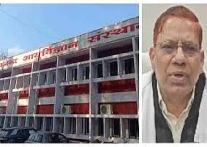 हाईकोर्ट के निर्देश के बाद डॉ. राजकुमार ने रिम्स निदेशक के तौर पर दोबारा संभाल कार्यभार