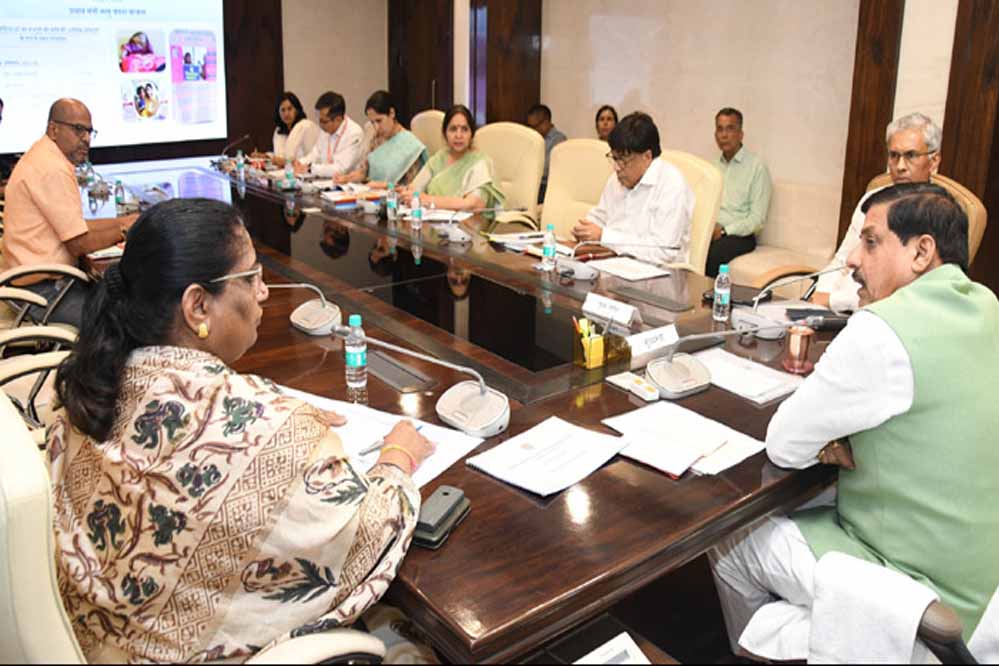 प्रदेश के सभी शहरों में कामकाजी महिलाओं के लिए हॉस्टल उपलब्ध कराएं : मुख्यमंत्री डॉ. यादव