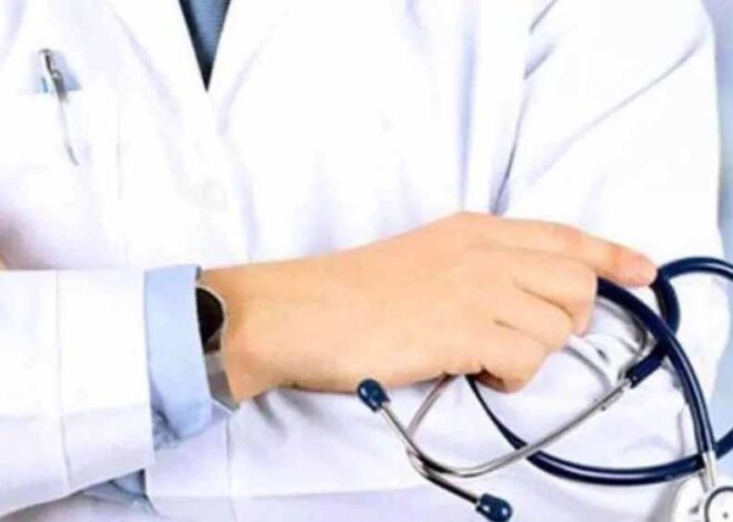 भोपाल रेलवे अस्पताल में डॉक्टर व चीफ ऑफिसर के बीच मारपीट, बहस के बाद दोनों के बीच हुई झूमाझटकी