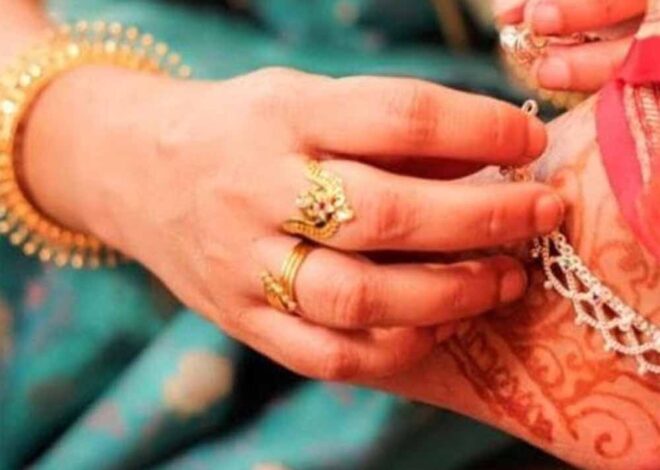 ऑपरेशन सिंदूर के बाद भारत-पाकिस्तान में चल रहे तनाव के बीच सोने-चांदी के भाव में आज बड़ी गिरावट