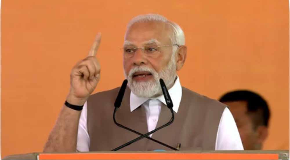 पीएम मोदी ने कहा- रक्षा क्षेत्र की आत्मनिर्भरता में उत्तर प्रदेश निभा रहा बड़ी भूमिका