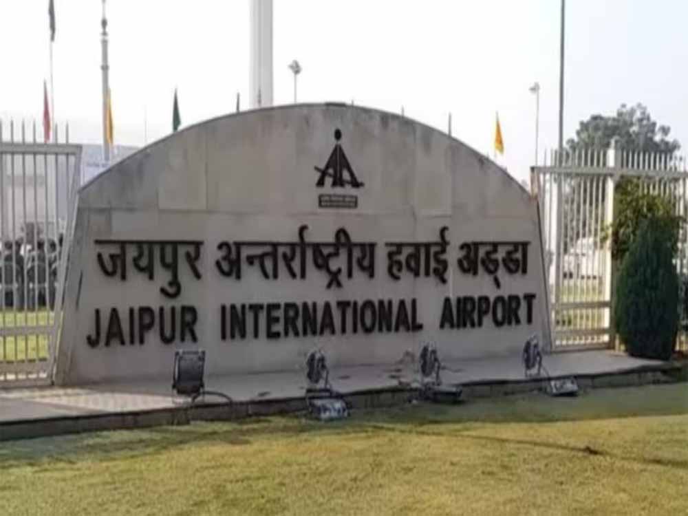 जयपुर एयरपोर्ट पर सवेरे मचा हड़कंप, बम की अफवाह, सुरक्षा एजेंसियों ने संभाला मोर्चा