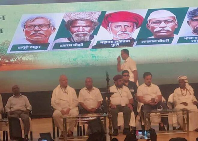 बिहार पहुंचते ही राहुल गांधी पीएम मोदी पर बोला हमला, उन्हें सरेंडर करने की है आदत