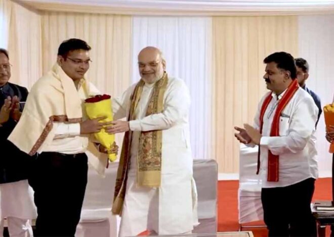 एंटी-नक्सल ऑपरेशन की सफलता पर केंद्रीय गृहमंत्री शाह ने अफसरों को किया सम्मानित, बहादुर जवानों से करेंगे मुलाकात