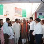 रायपुर : स्वास्थ्य मंत्री ने निर्माणाधीन शासकीय चिकित्सा महाविद्यालय तेलगरा का किया निरीक्षण