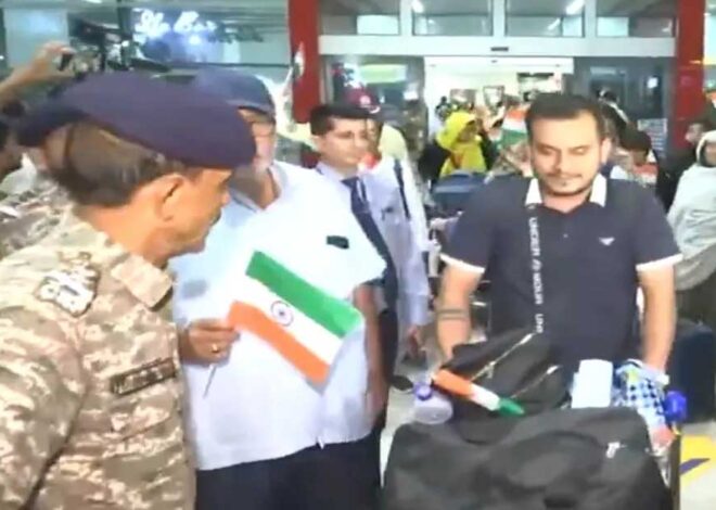 युद्ध में फंसे ईरान से भारत लौटे 290 भारतीय, परिवार को देखकर नम हुईं आंखें, लगाए हिंदुस्तान जिंदाबाद…