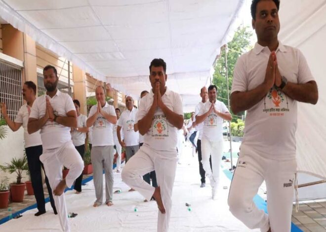 अंतर्राष्ट्रीय योग दिवस पर नगरीय प्रशासन एवं विकास विभाग में योग सत्र