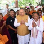 मुख्यमंत्री विष्णुदेव साय ने भगवान गौतम बुद्ध की पूजा-अर्चना कर प्रदेश की जनता की सुख-समृद्धि एवं खुशहाली की कामना